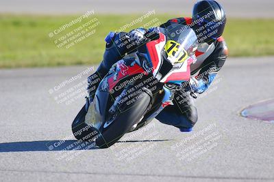 media/Jan-20-2023-Fastrack Riders (Fri) [[f2ad32aba3]]/Private/session 5 turn 13/
